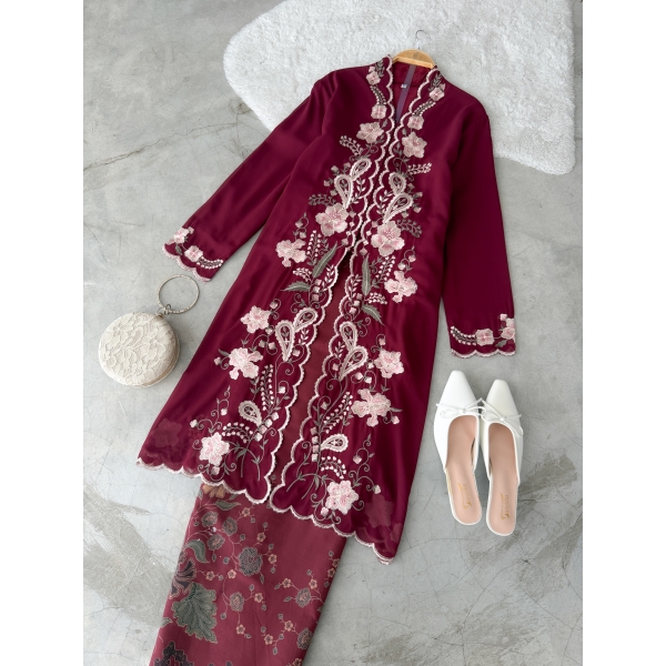 Bidasari Kebaya Set - XXL